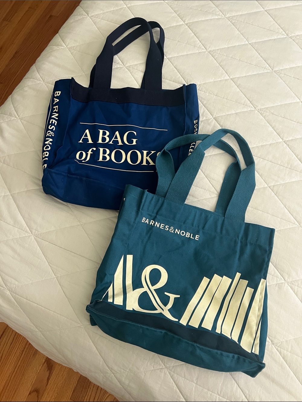 PAIR of Barnes & Noble A BAG of BOOKS Tote Bags - teal and deep royal blue - Picture 3 of 16